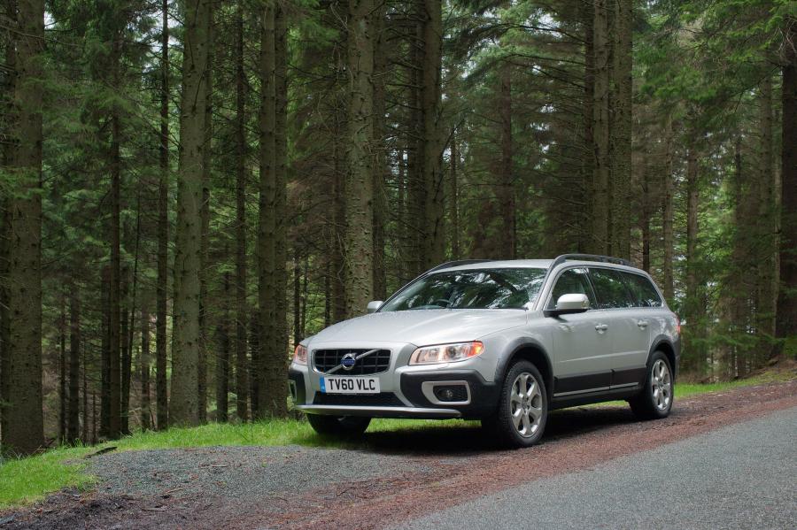  Volvo XC70 2010 года  (фото 19 из 58)
